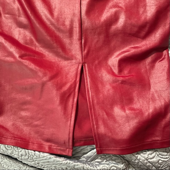 Red body con midi dress - Picture 3 of 12